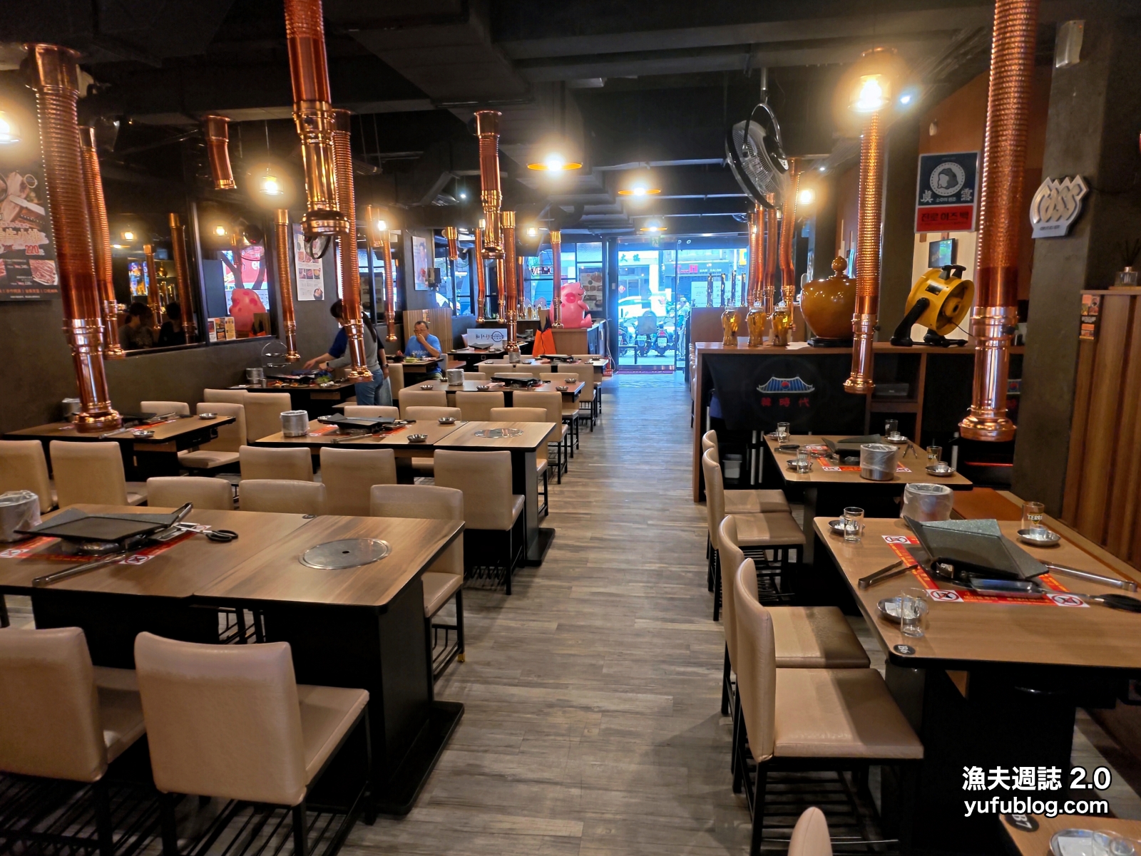 韓時代韓國烤肉傳統韓式風格餐桌椅排煙設備